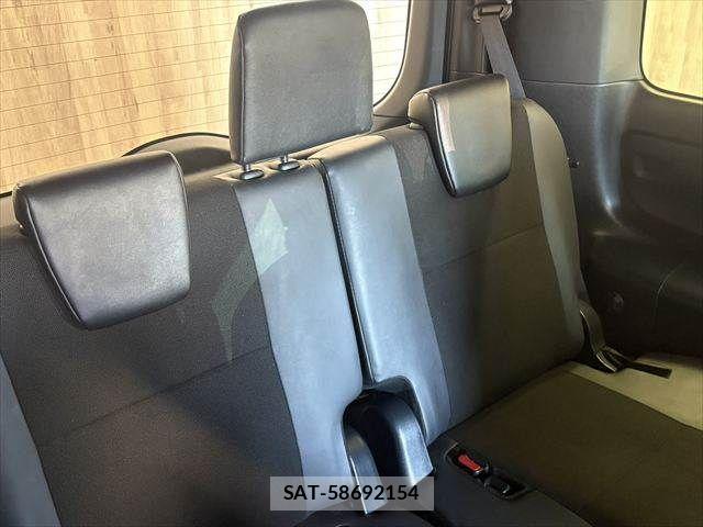 Toyota NOAH HYBRID 2020-11 8884073-8