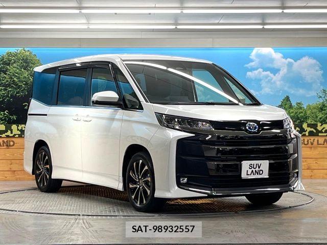 Toyota NOAH HYBRID 2024-05 8884071-15