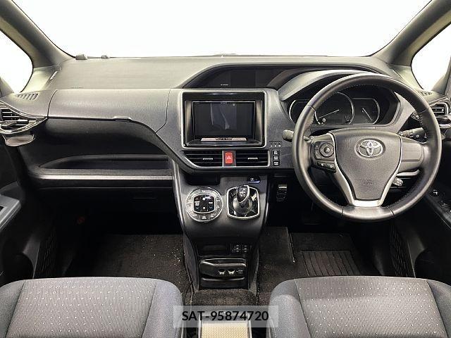 Toyota NOAH HYBRID 2014-10 8884074-1