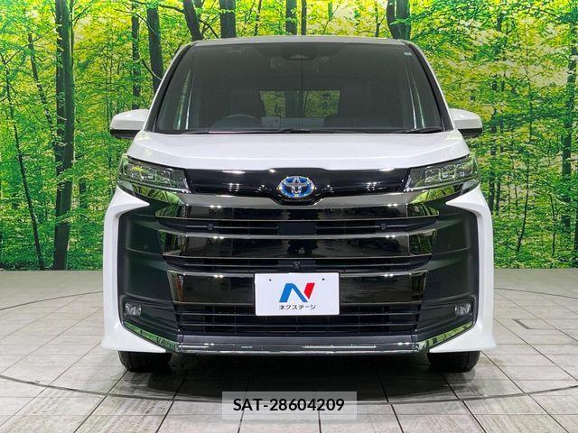 Toyota NOAH HYBRID 2023-03 5874234-14