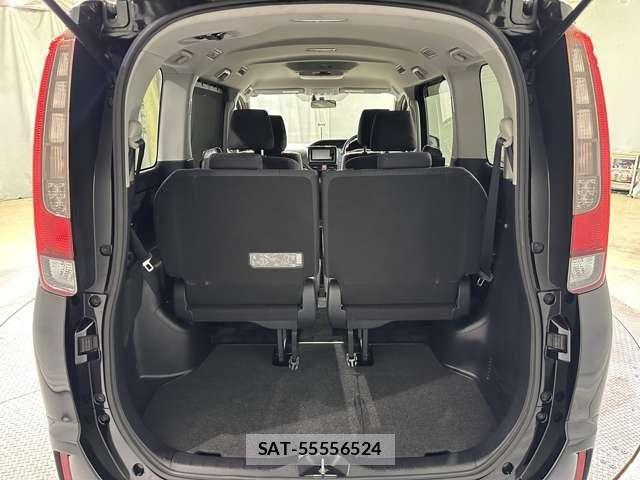 Toyota NOAH HYBRID 2015-09 5874242-27