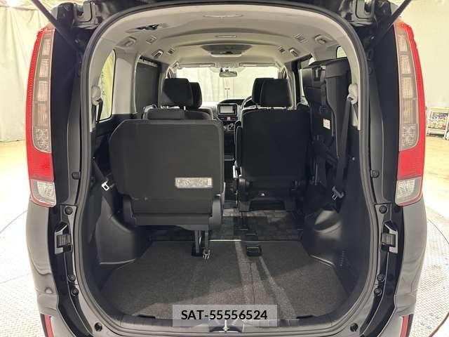 Toyota NOAH HYBRID 2015-09 5874242-28