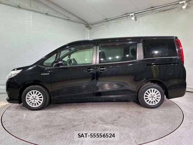 Toyota NOAH HYBRID 2015-09 5874242-8