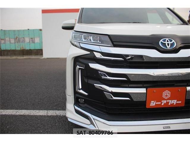 Toyota NOAH HYBRID 2022-11 6014748-13