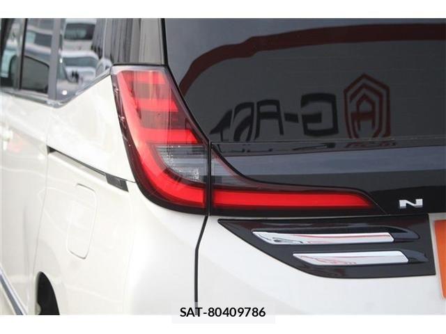 Toyota NOAH HYBRID 2022-11 6014748-15