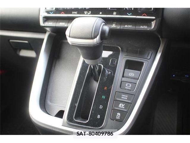 Toyota NOAH HYBRID 2022-11 6014748-25