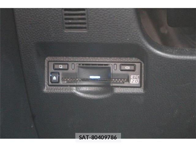 Toyota NOAH HYBRID 2022-11 6014748-5