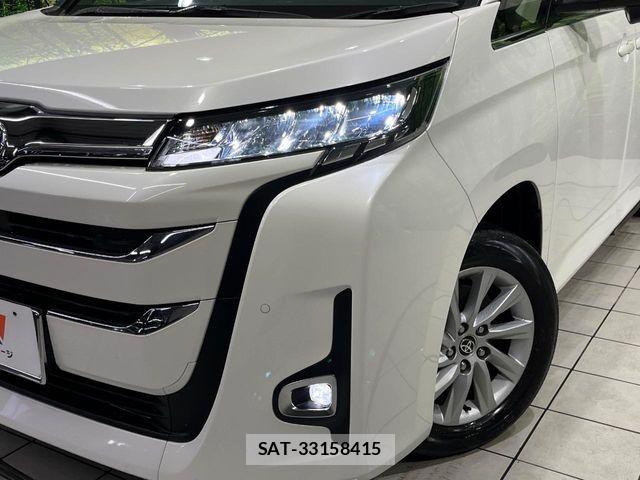 Toyota NOAH HYBRID 2022-03 6265330-12