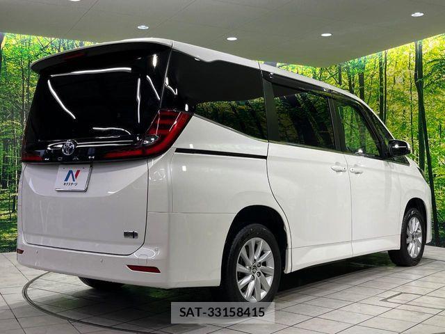 Toyota NOAH HYBRID 2022-03 6265330-17