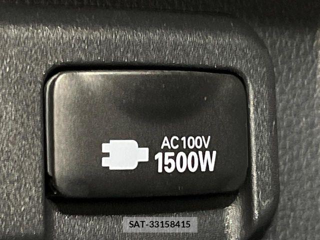 Toyota NOAH HYBRID 2022-03 6265330-6
