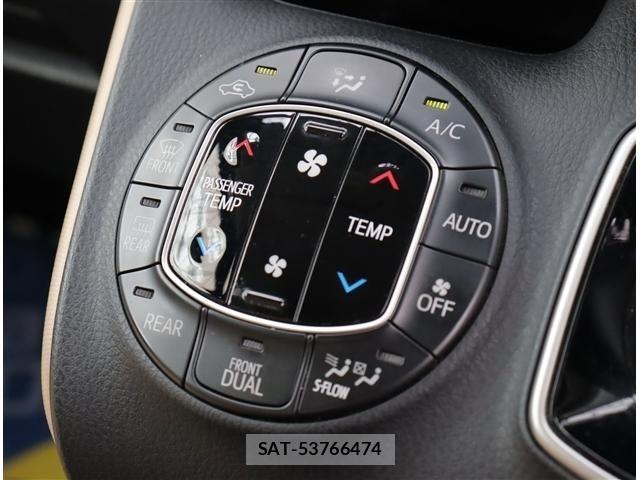 Toyota NOAH HYBRID 2014-05 6501219-20