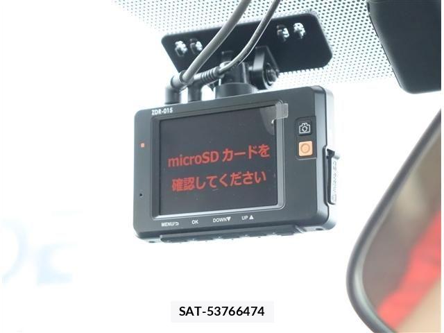 Toyota NOAH HYBRID 2014-05 6501219-22