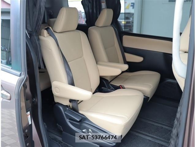 Toyota NOAH HYBRID 2014-05 6501219-8