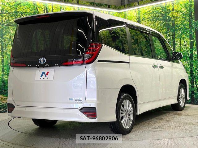 Toyota NOAH HYBRID 2023-06 6677244-17