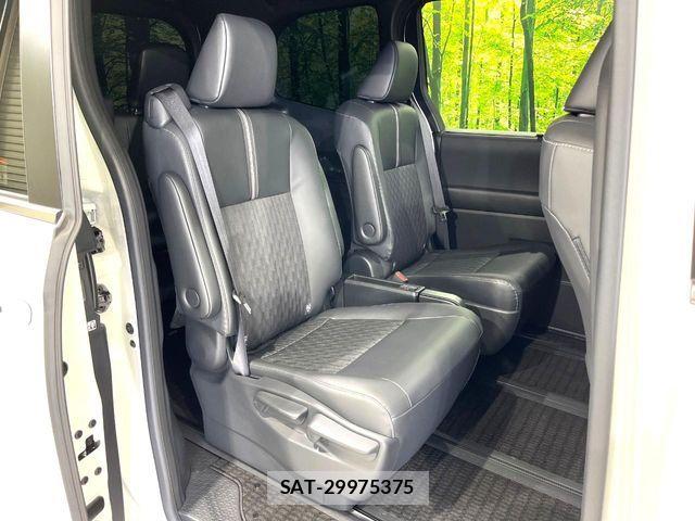 Toyota NOAH HYBRID 2025-03 6791372-9
