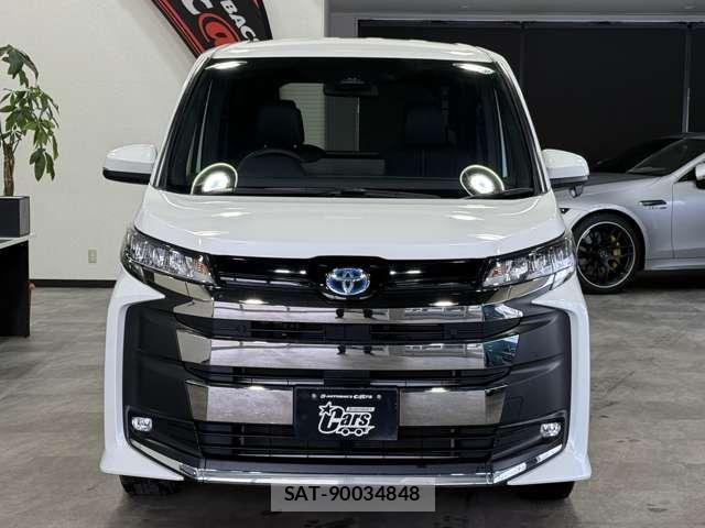 Toyota NOAH HYBRID 2023-01 6791370-7