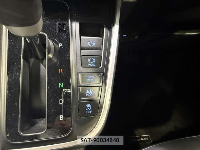 Toyota NOAH HYBRID 2023-01 6791370-13
