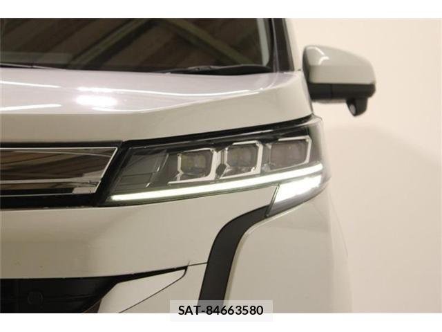 Toyota NOAH HYBRID 2022-03 6910429-15