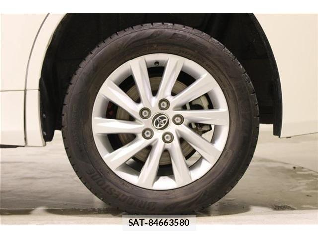 Toyota NOAH HYBRID 2022-03 6910429-24