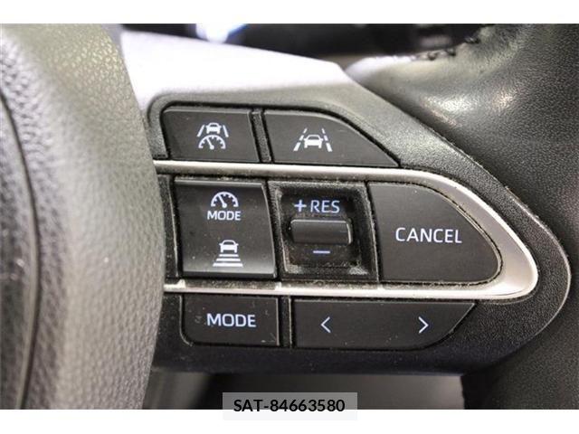 Toyota NOAH HYBRID 2022-03 6910429-3