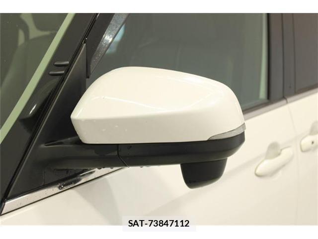 Toyota NOAH HYBRID 2022-03 6910431-19