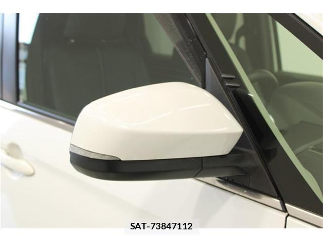 Toyota NOAH HYBRID 2022-03 6910431-20