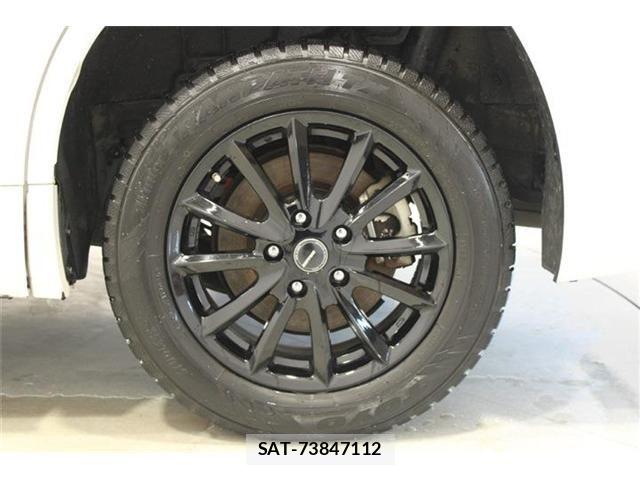 Toyota NOAH HYBRID 2022-03 6910431-23