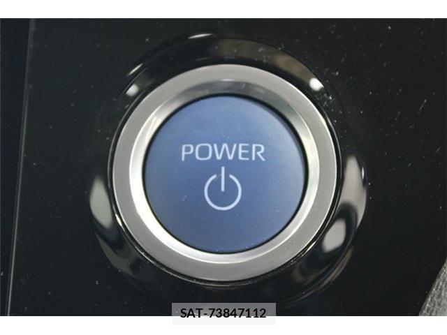 Toyota NOAH HYBRID 2022-03 6910431-4