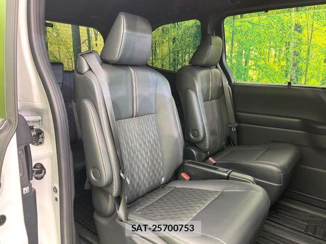 Toyota NOAH HYBRID 2025-05 7222864-7