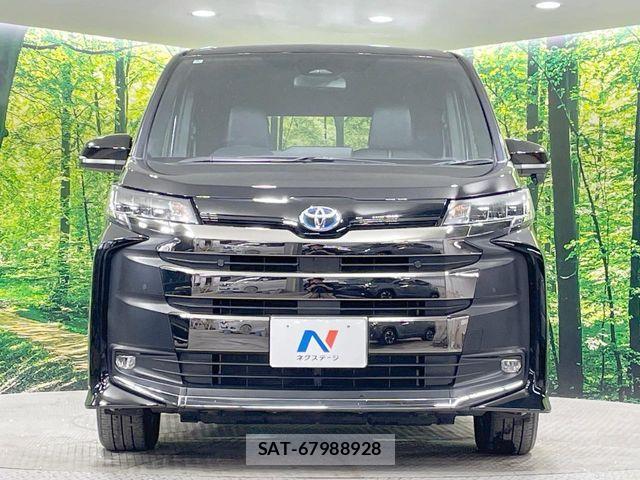 Toyota NOAH HYBRID 2024-09 7217232-15