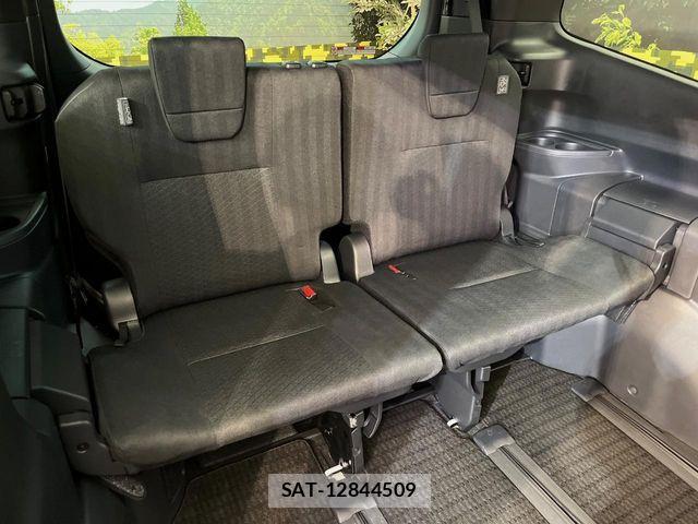 Toyota NOAH HYBRID 2023-08 7250275-11