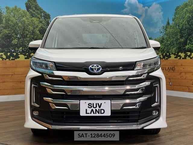 Toyota NOAH HYBRID 2023-08 7250275-15
