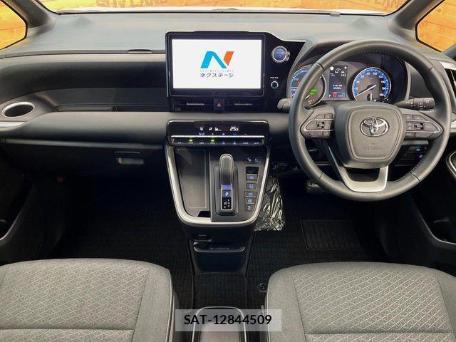 Toyota NOAH HYBRID 2023-08 7250275-1