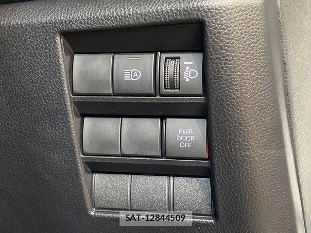 Toyota NOAH HYBRID 2023-08 7250275-8