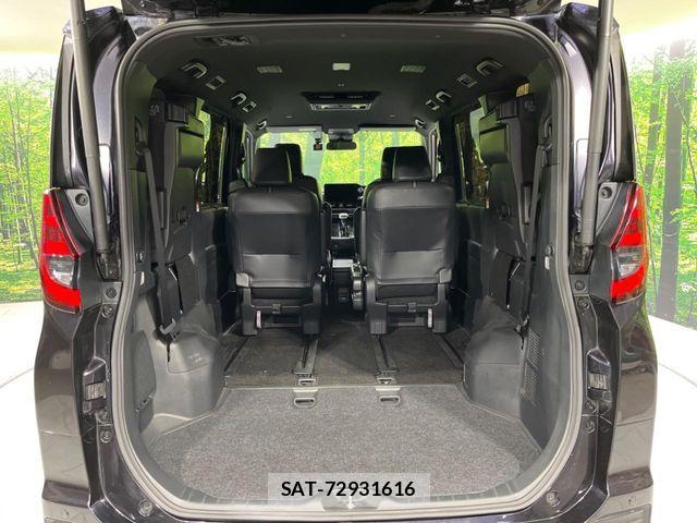 Toyota NOAH HYBRID 2023-05 7272531-9