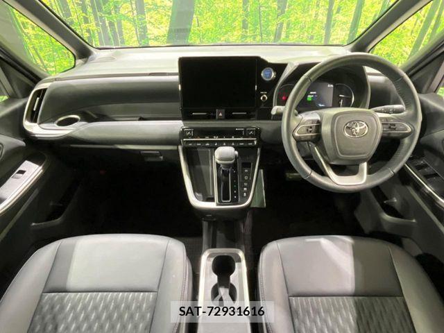Toyota NOAH HYBRID 2023-05 7272531-1