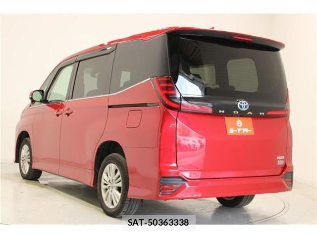 Toyota NOAH HYBRID 2022-07 7328984-9