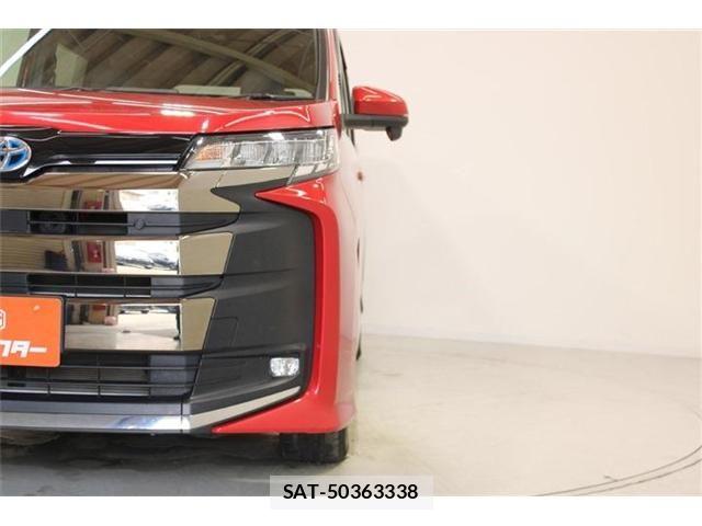 Toyota NOAH HYBRID 2022-07 7328984-13