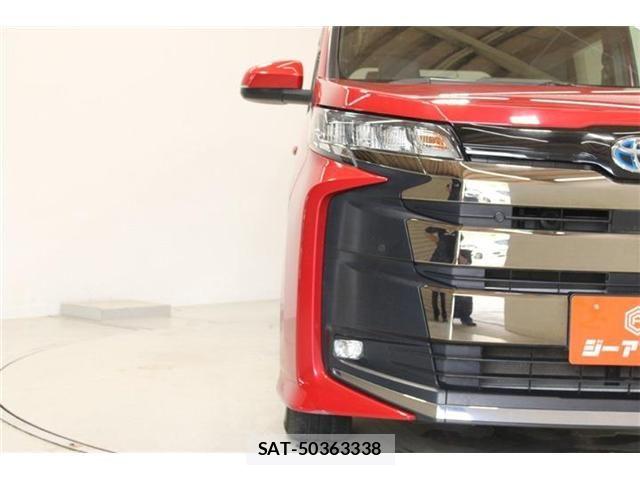 Toyota NOAH HYBRID 2022-07 7328984-15