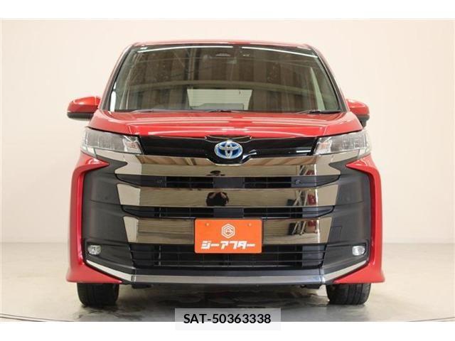 Toyota NOAH HYBRID 2022-07 7328984-6