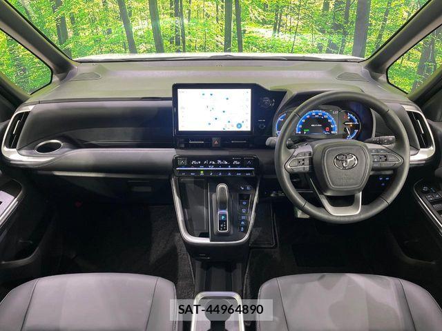 Toyota NOAH HYBRID 2025-10 7359066-1
