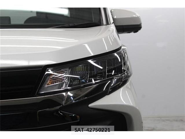 Toyota NOAH HYBRID 2022-05 7391047-14