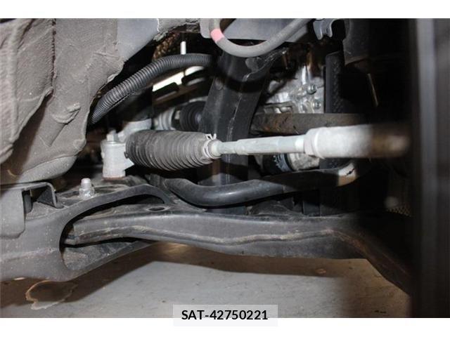 Toyota NOAH HYBRID 2022-05 7391047-19