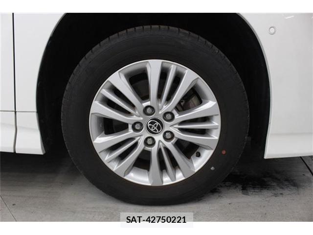 Toyota NOAH HYBRID 2022-05 7391047-22