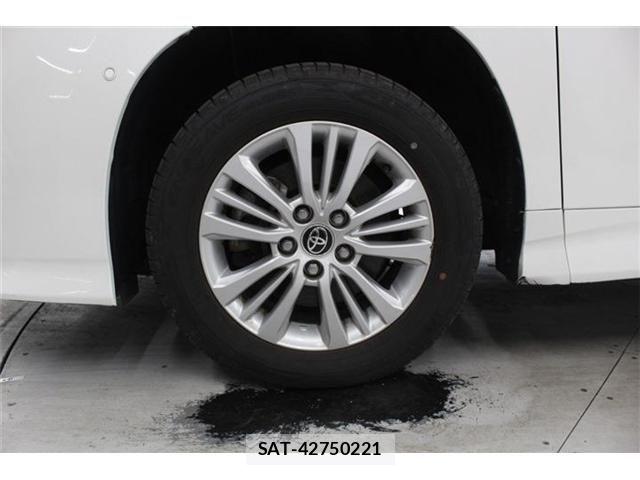 Toyota NOAH HYBRID 2022-05 7391047-23
