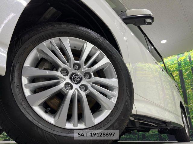 Toyota NOAH HYBRID 2023-02 7393291-13