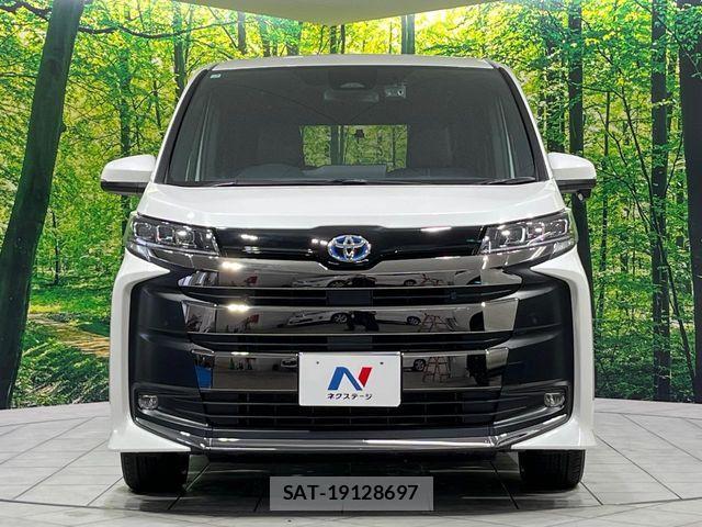 Toyota NOAH HYBRID 2023-02 7393291-14
