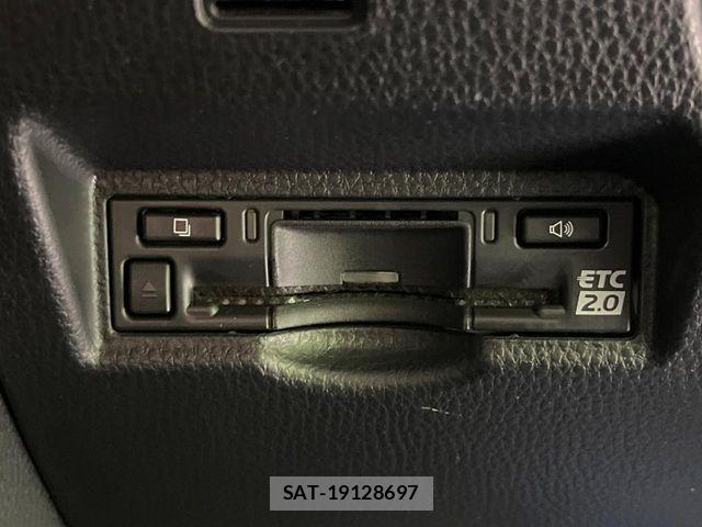 Toyota NOAH HYBRID 2023-02 7393291-6