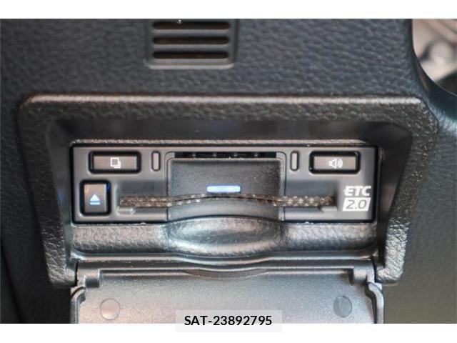 Toyota NOAH HYBRID 2023-07 7456398-5