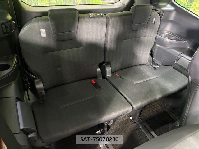 Toyota NOAH HYBRID 2023-10 7501949-9